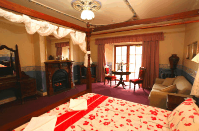 Hatchers Manor - thumb 1