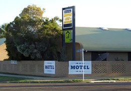 Berkeley Lodge Motor Inn - Accommodation NT 0