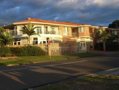 Lake Haven Motor Inn - Accommodation NT 0
