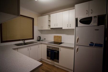 Millies Guesthouse & Serviced Apartments - NT Tourism 1