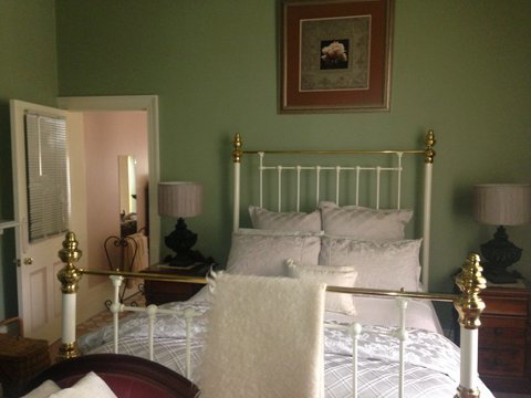 Belmont Bed & Breakfast - Accommodation NT 4