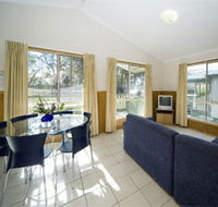 Swan Lake Holiday Park - Accommodation NT