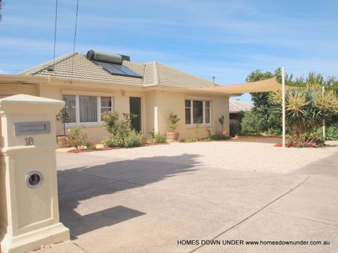 Homes Down Under - Accommodation NT 3