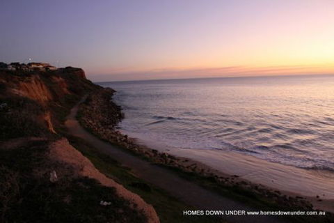 Homes Down Under - Accommodation NT 8