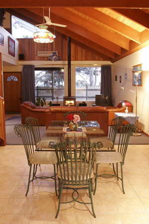 Black Dolphin Luxury Accommodation - Accommodation NT 4