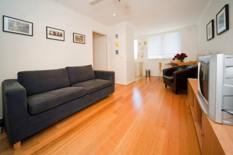 Ruby Inn - Stay Innercity - Accommodation NT 2