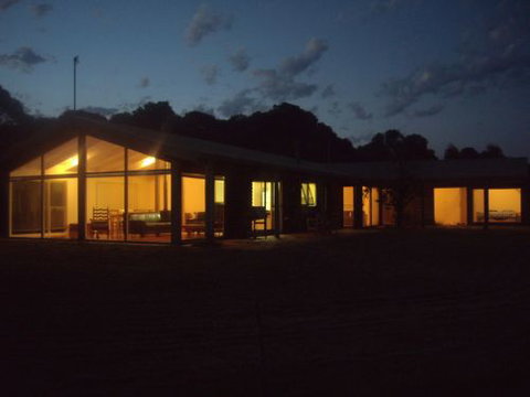 Walkerville South Accommodation - Accommodation NT 0