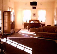 Old Parkes Convent - Accommodation NT