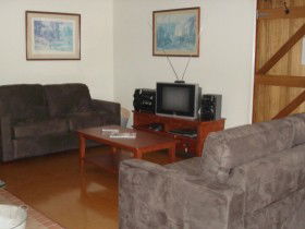 Broadwater QLD Accommodation NT