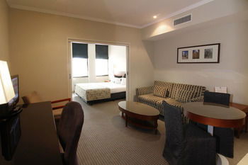 Quality Hotel Batman's Hill On Collins - Accommodation NT 10