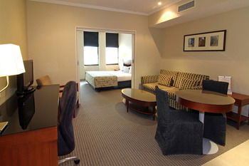 Quality Hotel Batman's Hill On Collins - Accommodation NT 11