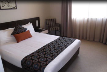 175 (formerly Wesley Lodge) - Accommodation NT 14