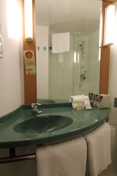 Ibis Newcastle - Accommodation NT 1