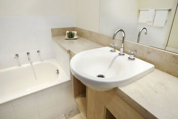 Grand Mercure The Hills Lodge - Accommodation NT 31