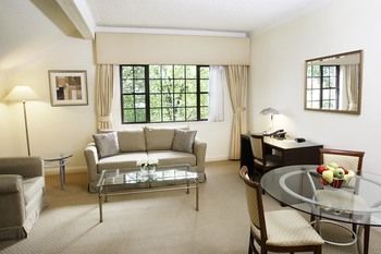 Grand Mercure The Hills Lodge - Accommodation NT 32