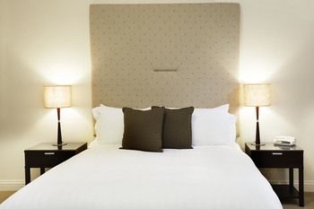 Grand Mercure The Hills Lodge - Accommodation NT 34