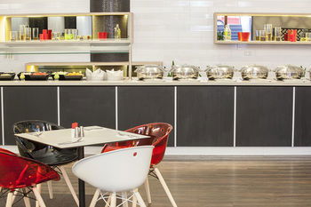 Ibis Melbourne Hotel And Apartments - Accommodation NT 0