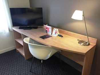 Ibis Melbourne Hotel And Apartments - Accommodation NT 17