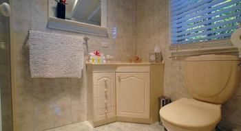 Annie Roe's Luxury Bed & Breakfast - Accommodation NT 15