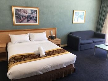 El Lago Waters Motel - Accommodation NT 11