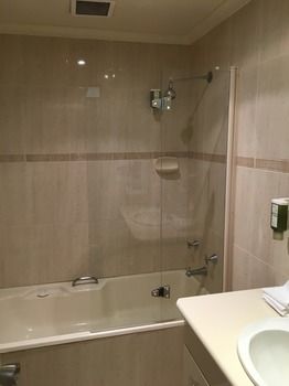 El Lago Waters Motel - Accommodation NT 17