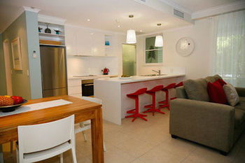 The Emerald Resort Noosa - Accommodation NT 65