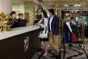 Chateau Elan - Accommodation NT 31