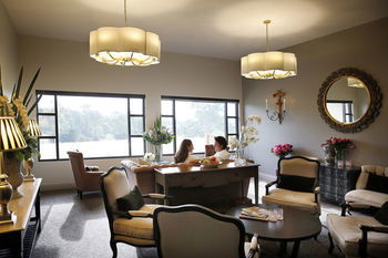 Chateau Elan - Accommodation NT 38