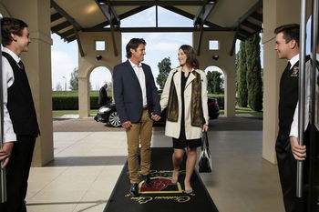 Chateau Elan - Accommodation NT 39