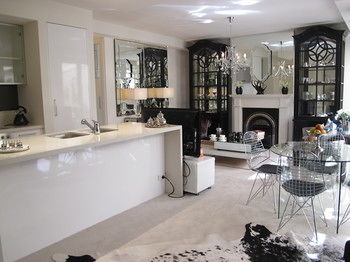 Andre's Mews Luxury Serviced Apartments - Accommodation NT 11