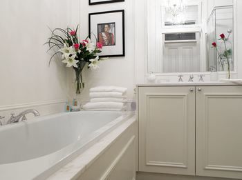 Andre's Mews Luxury Serviced Apartments - Accommodation NT 21