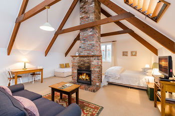 Carriages Boutique Hotel - Accommodation NT 38