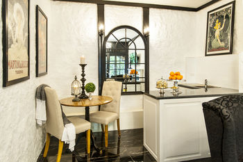 The Loft In The Mill Boutique Accommodation - NT Tourism 43