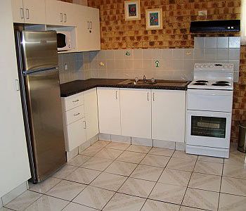 Noosa Yallambee Holiday Apartments - Accommodation NT 0