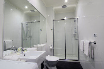 Buckingham International Serviced Apartments - Accommodation NT 9
