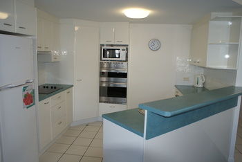 Beachside Resort - Kawana Waters - Accommodation NT 19