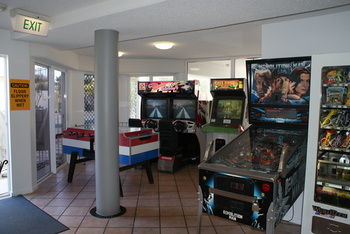 Beachside Resort - Kawana Waters - Accommodation NT 24