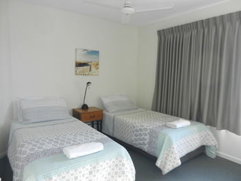 Beachside Resort - Kawana Waters - Accommodation NT 29