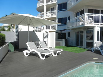 Beachside Resort - Kawana Waters - Accommodation NT 51