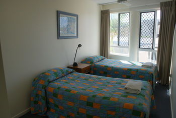 Beachside Resort - Kawana Waters - Accommodation NT 56