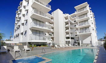OVR Caloundra - Accommodation NT 1