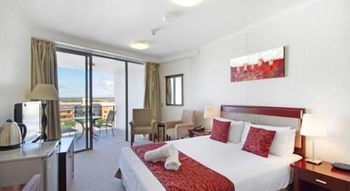 OVR Caloundra - Accommodation NT 6