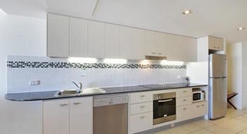 OVR Caloundra - Accommodation NT 12