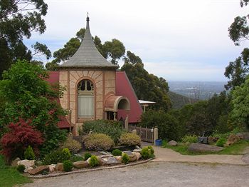 A Camelot Tower & Penthouse - NT Tourism 13