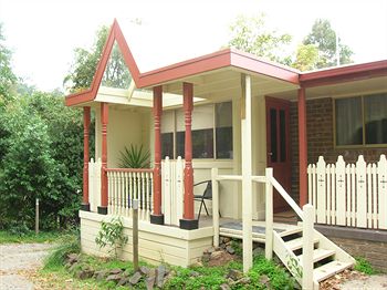 A Camelot Tower & Penthouse - NT Tourism 18