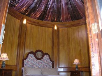 A Camelot Tower & Penthouse - NT Tourism 26