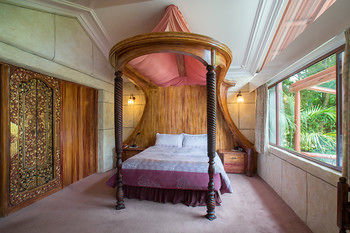 A Camelot Tower & Penthouse - NT Tourism 35