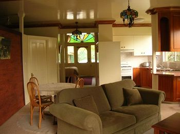 A Camelot Tower & Penthouse - NT Tourism 3