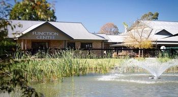 Potters Hotel Brewery Resort - Accommodation NT 44