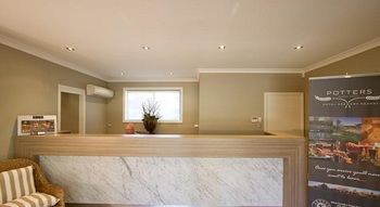 Potters Hotel Brewery Resort - Accommodation NT 51